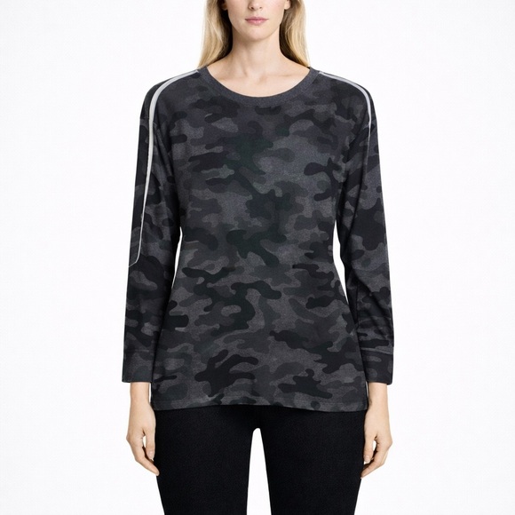 Sundry Tops - SUNDRY gray camouflage pullover sweatshirt womens size 0 XS